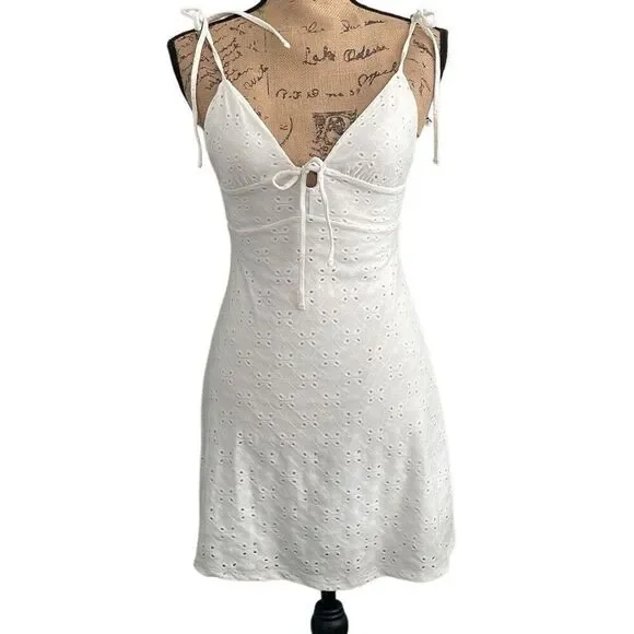 NWT Divided White Tie Spaghetti Strap Eyelet Sundress - Picture 1 of 7